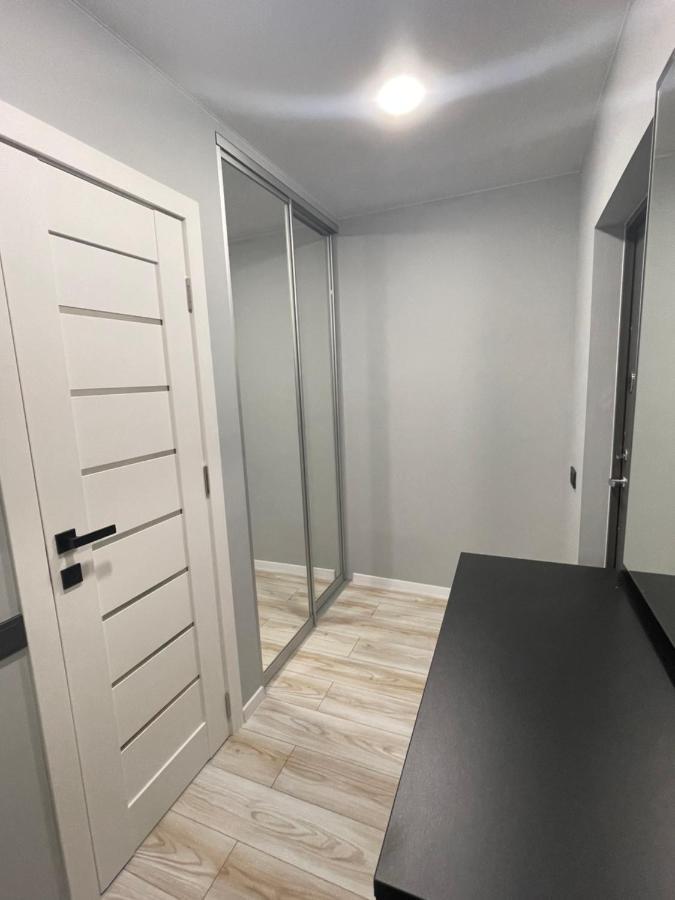 Mb Livinga Apartamentai Naftininku G Mažeikiai 外观 照片